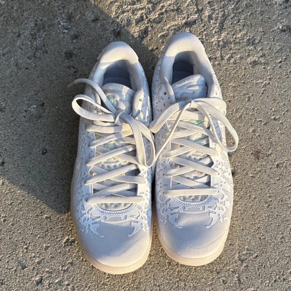 Nike Air Jordan Zion 3 White Vapor‎ Green Athletic Shoes